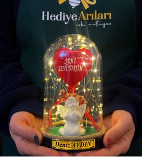 Kişiye Özel İsimli  Kalpli ve Beyaz Melekli Büyük Boy Fanus  Led Işıklı