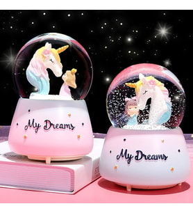 Unicorn Orta Boy Işıklı Müzikli Kar Küresi 