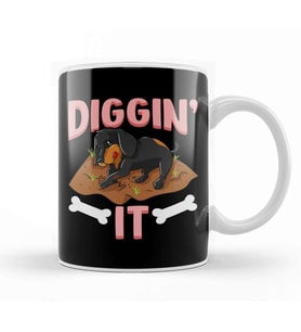 Funny Diggin' It Cute Dachshund Pun Digging Bones Kupa Bardak Porselen