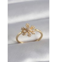 Pirinç Gold Renk Zirkon Taşlı Kar Tanesi Model Kadın Yüzük - TJ-BYK3033