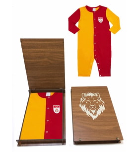 Galatasaray Bebek Metin Oktay Forma Tulum Hediye Ahşap Kutulu (Sarı-Kırmızı)