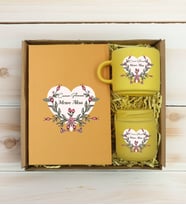 BK Gift Kişiye Özel İsimli DTF Anne Temalı Sarı Defter & Kahve Fincanı & Mum Hediye Seti-5, Anneye Hediye, Anneler Günü Hediyesi