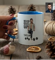 Kişiye Özel Karikatürlü Never Give Up Motivasyon Kupa Bardak Doğum Günü Hediyesi