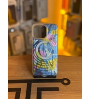 iPhone 15 Pro Max Uyumlu Renkli İllüstrasyon Özel Tasarım Silikon Kılıf (Çok Renkli)