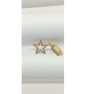 Gold Renk Taş Detaylı Yıldız Charm