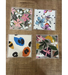 4 ADET ÇİÇEKLİ DESENLİ ÜTÜ İLE YAPIŞAN TRANSFER BASKI ARMA 11X11 CM