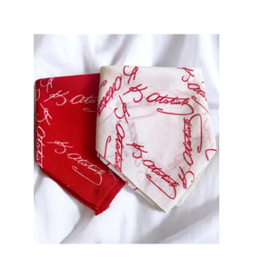 Atatürk Imzalı Kırmızı ve Beyaz 2'li Renk Unisex Bandana Fular 23 Nisan 29 Ekim 10 Kasım 19 Mayıs