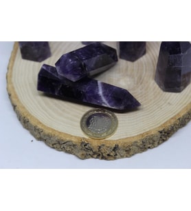 Ametist Taşı Koyu Renk Piramit Uçlu (40-49gram)
