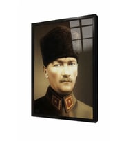 Tablosan Kalpaklı Atatürk Çerçeveli Cam Tablo