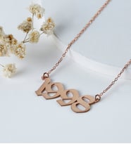Kişiye Özel Tarih Gümüş Rose Kolye