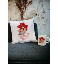 Sevgiliye En Güzel Hediye Kupa Bardak ve Yastık Set 003 (Beyaz)