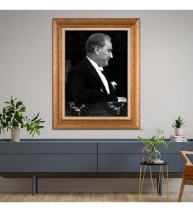 Altın Paspartulu Atatürk  Çerçeveli Tablo C690 (Gold)