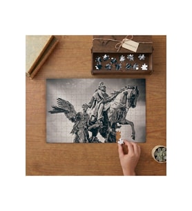 At Üstünde İmparator Heykeli Tasarımı 240 parça Ahşap Puzzle Ahşap Kutuda MP01990
