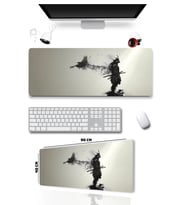SonicTouch UltraGrand Kuzgun Xxl Gaming Oyuncu Masaüstü Siyah Beyaz Klavye Mouse Pad 40x90Cm