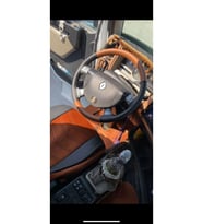 DİKİŞLİ DİREKSİYON KILIFI SİYAH/TABA DERİ SİYAH DİKİŞLİ RENAULT PREMİUM TIR İÇİN