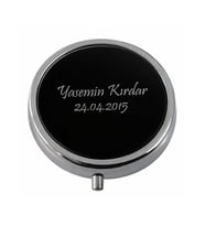 İsim ve Mesaj Yazılabilir 4 Gözlü İlaç Kutusu - Siyah Fleksi Kaplama Kapak