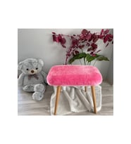 -ahşap Ayaklı Peluş Kumaş Dekoratif Puf Bench Makyaj Sandalyesi