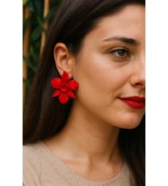 Scarlet Bloom El Yapımı Kırmızı Orkide Çiçek Küpe - Zarif ve Şık