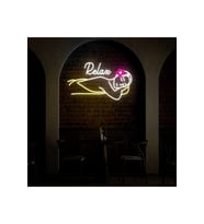 Relax Yazılı ve Şekilli Neon Tabela
