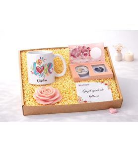 Kişiye Özel Love Kupa Bardak & Mum & İstiridye İçinde İnci Kolye Hediye Seti