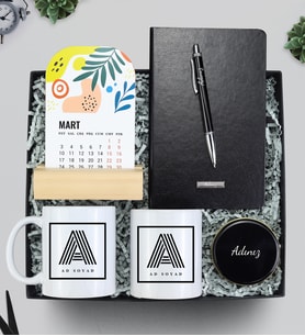 Kişiye Özel Defter & Kalem & Takvim & Kupa & Kalemlik & Mum Hediye Seti