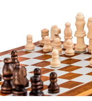 Lüks Ahşap Kutulu Mataralı Satranç Takımı Seti – 7 Parça Hediyelik Set