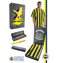 Fenerbahçe Orijinal Lisanslı Sarı Lacivert Çubuklu Erkek T-Shirt + Kalem Set Hediyelik Ahşap Kutulu