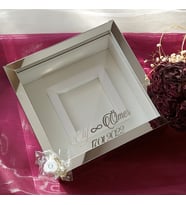 25x25 cm Gümüş Pleksi Kaplı İsimli Fotoğraf Bölümlü Ledli Çerçeve-HKM Ticaret(Fotoğraf Hediye)