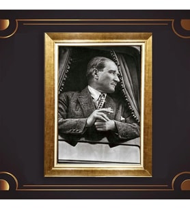 Özel Seri Paspartulu Çerçeveli Atatürk Tablo l165 (Gold)