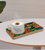 BK Gift Kişiye Özel Modern Art Tasarımlı Doğal Ahşap Tabaklı Seramik Fincan Sunum Seti  Model 15