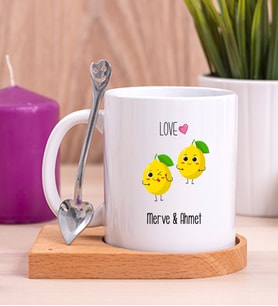 Kişiye Özel Sevimli Limonlar Ahşap Altlıklı Beyaz Kupa Bardak
