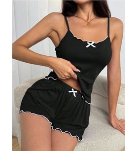 Giyim Siyah Beyaz Kurdelalı Askılı Şortlu Pijama Takımı