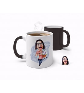 BK Gift Kişiye Özel Anneler Günü Temalı Ev Hanımı Anne Karikatürlü Sihirli Kupa Bardak-2 (Beyaz)