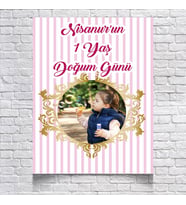 Pembe Çizgili Doğum Günü Afişi Resimli