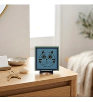 Şaşkın Bakışlı Kedi Modern Dekoratif Hatıra, Sevdikleriniz İçin Hediyelik Sempatik Armağan 10x10 cm
