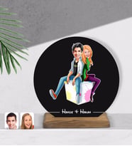 BK Gift Kişiye Özel Sevgililer Karikatürlü Yuvarlak Ahşap Biblo-35