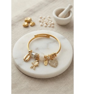 Beyaz Balık Model Gold Renk Charmlı Bileklik