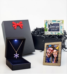 Led Işıklı Kutuda 925 Ayar Gümüş Lotus Kolye & Kişiye Özel Fotoğraflı