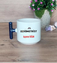 Odyometrist Hediye Sepeti Kupa Bardak T Kulplu, Kalemlik ve Ahşap Telefon Standı Tıp Bayramı Hediyesi (Model 2)