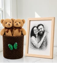 Kişiye Özel Karakalem Fotoğraflı Çerçeve ve Peluş Saksıda Ayıcık Buketi Arkadaşa Kadına Sevgiliye Hediye Seti