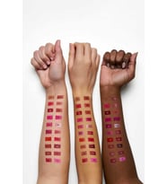 Lipstick No: 71 - Nemlendirici Etkili Kremsi Ruj