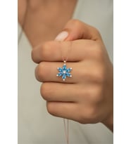 925 Ayar Gümüş Rose Aqua Çiçek Kolye