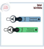 Patron İçin Anlamlı Hediye – Türk Yazısı Kişisel İsimli Anahtarlık Takımı, Gök Mavi-Yeşil