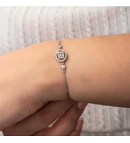Aya Diamond Gümüş Oval Çivili Kadın Küpe