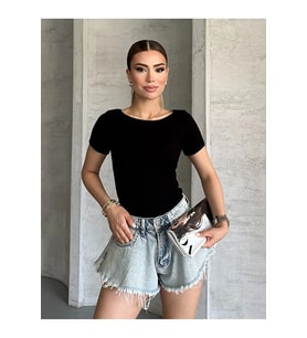 Kadın Kayık Yaka Siyah Kısa Kollu Bluz