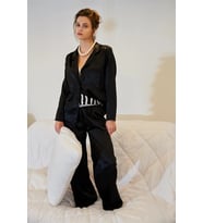 Kadın Siyah Oversize Saten Pijama Takımı – Rahat Kesim Şık Ev Giyim Seti