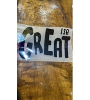 ÜTÜ İLE YAPIŞAN GREAT (HARİKA) YAZILI TRANSFER BASKI ARMA 24X14 CM