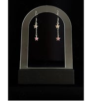 Pembe Yıldız Charmlı Çocuk Çelik Küpe -Vega Serisi (Gümüş - Pembe)