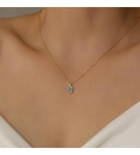 925 Ayar Gümüş Firuze Taşlı Ayak İzi Kolye (Altın)