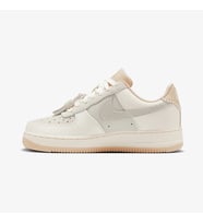 NİKE Wmns Air Force 1 '07 SPOR AYAKKABI HV1813-001 (Beyaz)